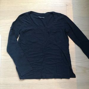 😍 2/$10 A&F pocket long sleeve tee